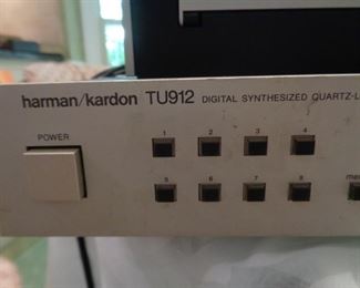 harman/kardon TU912 digital synthesized quartz-lock tuner