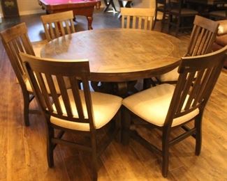 BEAUTIFUL TABLE WITH 6 CHAIRS
