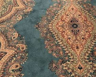 Beautiful dining room rug - 9 feet x 12 feet