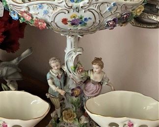 Exceptional reticulated Dresden - large and lovely!! 