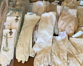 Don't forget your gloves to complete your outfit!