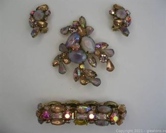 Pink Stone Jewelry Set