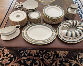 Lenox china - Classic Edition:  $1500 with 12  5-piece place settings, 3 platters, 2 serving bowls, sauce/gravy boat, 2 sets of salt/pepper shakers - all EXCELLENT condition - LIKE NEW