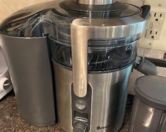Breville juicer $150