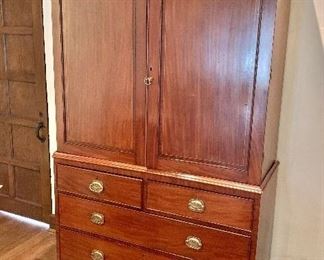 FIRM PRICE - $1,000 - English linen press, 1790-1830; two door and four drawers. Wear consistent with age and use. Minor repairs to moulding required) 80.5"H x 48.5"W x 21"D PROFESSIONAL, LICENSED  MOVER REQUIRED