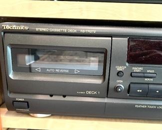 Technics Stereo Cassette Deck RS-TR272