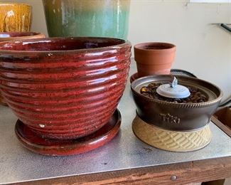 Glazed garden pots