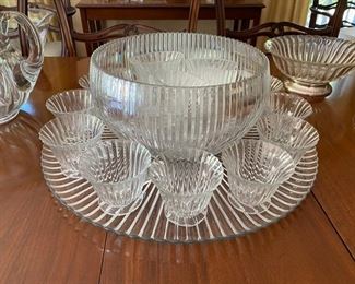 Heisey punch bowl glasses & under tray