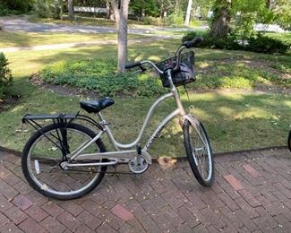 Electra Townie 3 bicycle