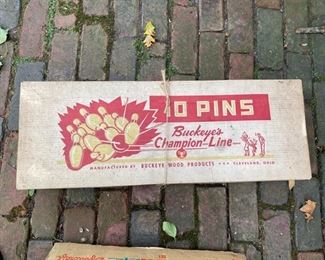 Vintage 10 pins game