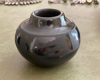  Small Santa Clara pottery jar - signed Pauline