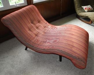 Wave lounger