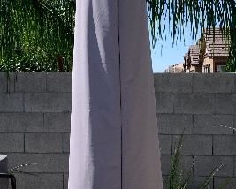 Cantilver Umbrella w Cover