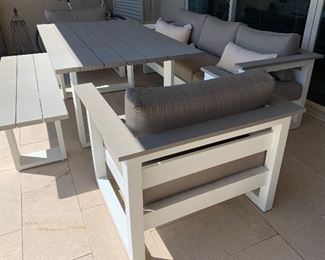 Patio Seating/Dining