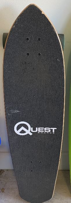Quest Skateboard
