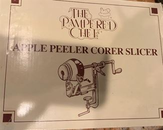 Pampered Chef Apple Peeler Corer Slicer 