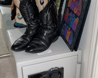 Sentry Safe, Cowboy Boots