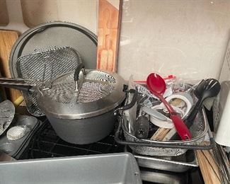 Long Loaf Pans, Grease Fry Pot, Utensils, Mini Cupcake Pans