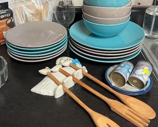 Everyday Dishes, Duck Utensils wooden