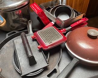 Cast Iron Bacon Press, Cast Iron Round Pans