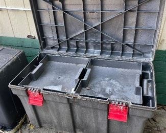 Rubbermaid Storage Tub