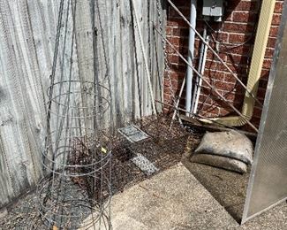 Animal trap, Tomato Cages