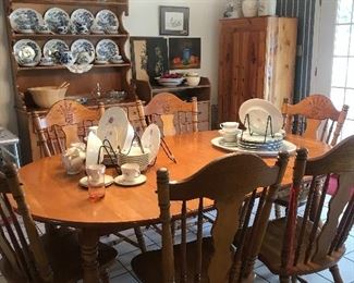 Maple dining table and 6 chairs