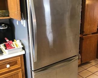 Whirlpool stainless steel refrigerator