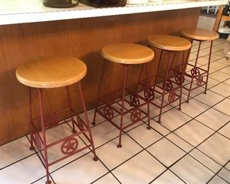 Set of 4 bar stools