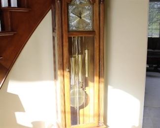 HOWARD MILLERNGRANDFATHER CLOCK