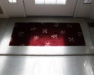 AREA RUG