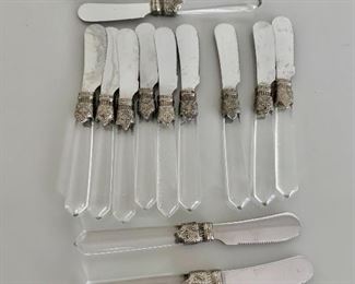 $75 - 15 Lucite handle butter knives.  Inox made in Italy - 5.5"