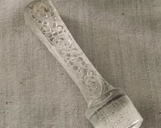Detail - Lalique stopper