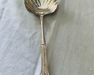 $30 - Shell serving spoon