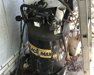 Black Max 27 Gal 5 hp Compressor $ 100.00