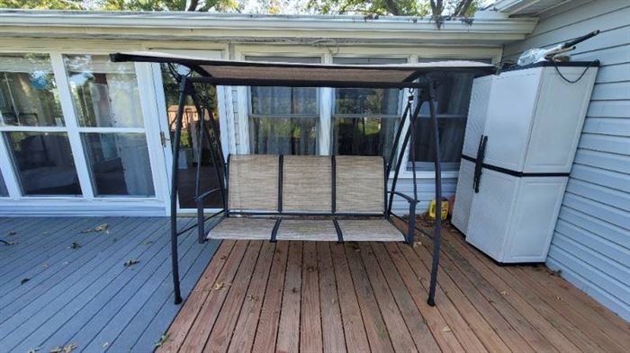 Glider Swing with Black and Tan Detail