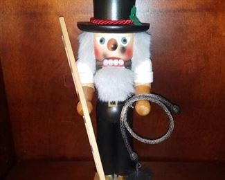 Holzkunst Christian Ulbricht 15 Inch Nutcracker
