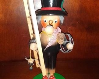 Steinbach 10 Inch Chimney Sweep Smoker