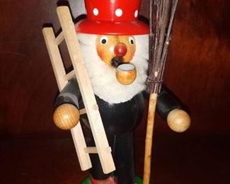 7 Inch Steinbach Smoker