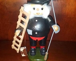 Hand Carved Seiffen Chimney Sweep Smoker