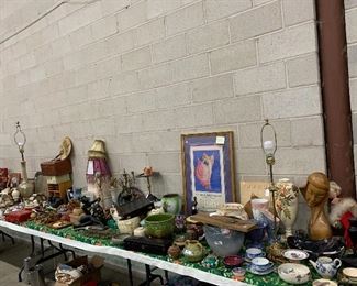 More wonderful collectibles and antiques 
