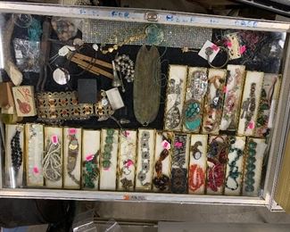 Great selection of jewelry