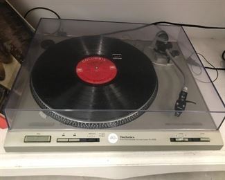 Technics turntable $30
