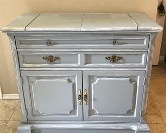 Hand painted vintage Bassett server 40 x 18 x 35