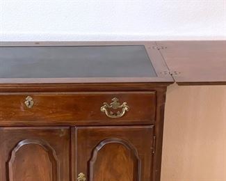 Drexel Heritage Vintage Cherry server 39 x 19 x 32