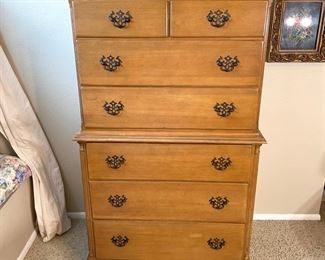 Vintage maple hi-boy chest of drawers 34 x 19 x 56.5