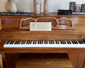 Spinet is in great condition