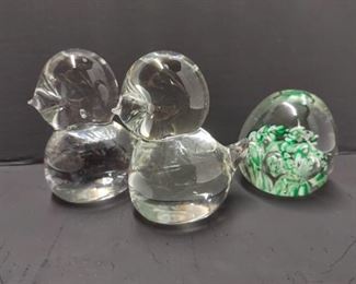 Gibson Glass Apple Paperweight with 2 Vintage Mid Century Cut Crystal Ducks