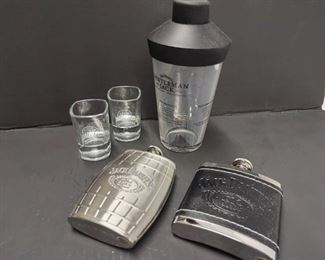 Jack Daniels Flasks Shaker Bottle and 2 Shot Glasses