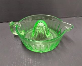 Vintage 1930s Federal Vaseline Glass Juicer